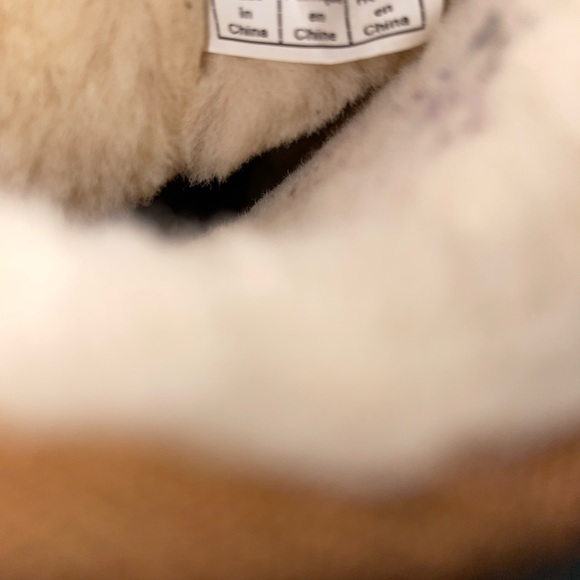 UGG BOOTS Chestnut Color, Size 9 - Picture 5 of 5